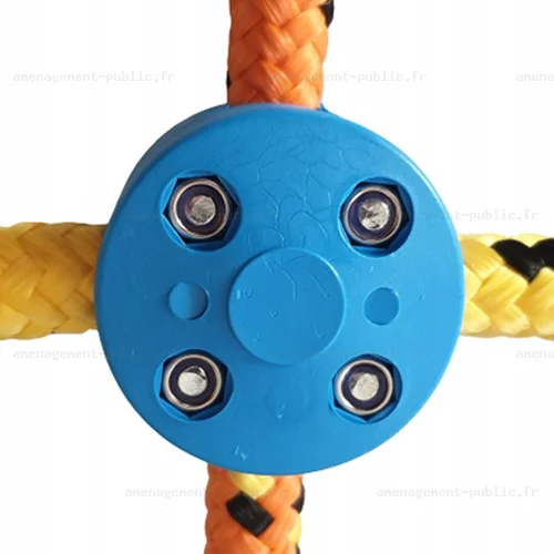 Cylindre de jonction en croix pour filet d’aire de jeu